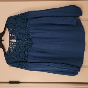 Old Navy, XXL, Blue blouse with see-through crochet shoulders.